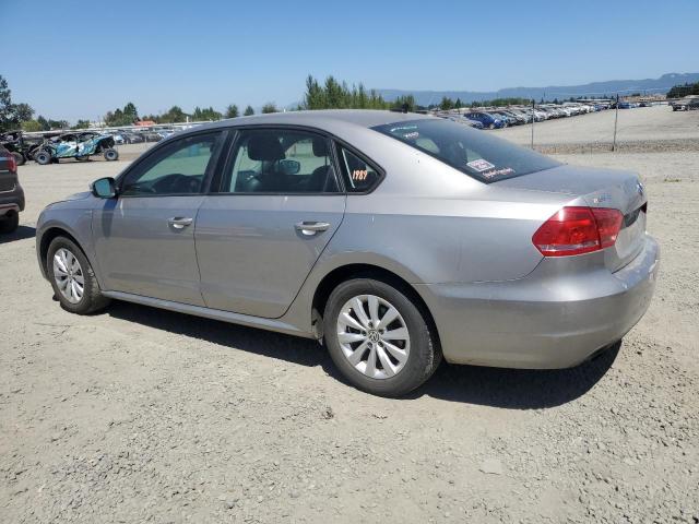 1VWAT7A34EC077454 - 2014 VOLKSWAGEN PASSAT S SILVER photo 2