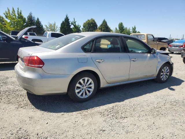 1VWAT7A34EC077454 - 2014 VOLKSWAGEN PASSAT S SILVER photo 3
