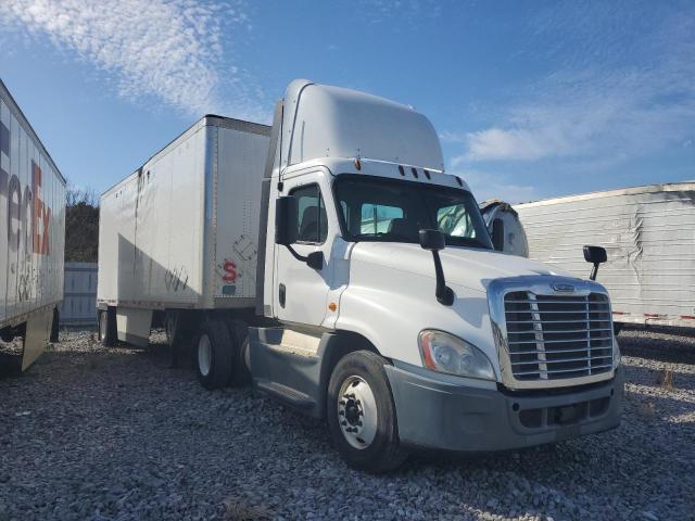2015 FREIGHTLINER CASCADIA 1, 