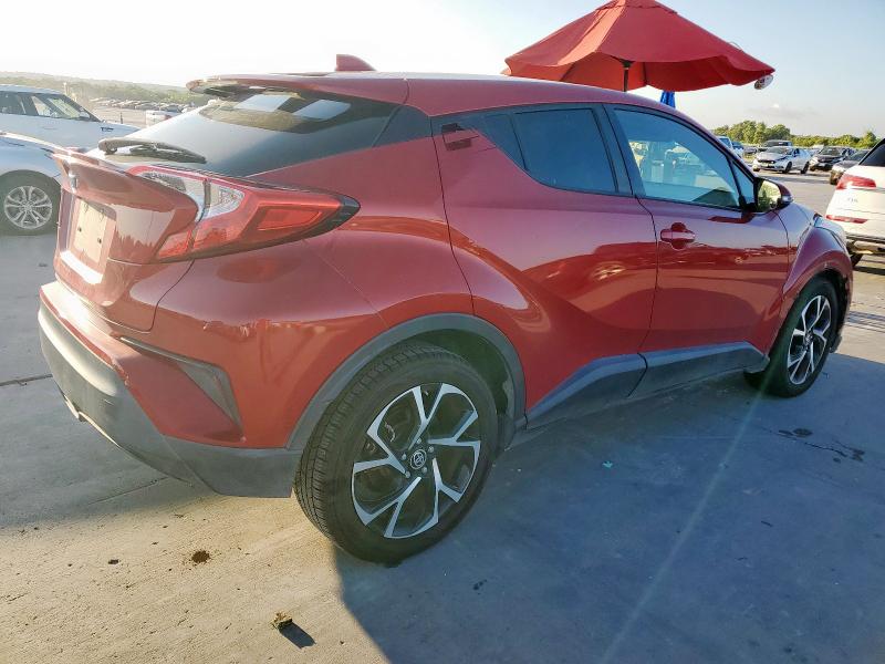 JTNKHMBX0L1090974 - 2020 TOYOTA C-HR XLE RED photo 3