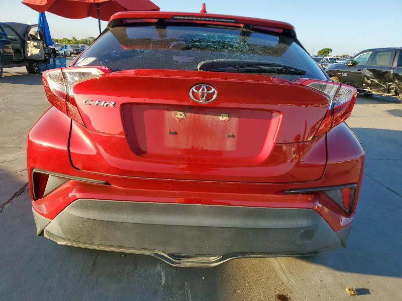 JTNKHMBX0L1090974 - 2020 TOYOTA C-HR XLE RED photo 6