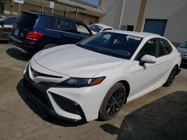 4T1G11AK9PU164931 - 2023 TOYOTA CAMRY SE NIGHT SHADE WHITE photo 1
