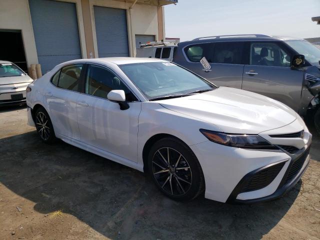 4T1G11AK9PU164931 - 2023 TOYOTA CAMRY SE NIGHT SHADE WHITE photo 4