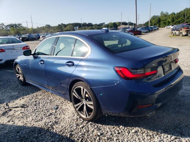 3MW5R7J08N8C30687 - 2022 BMW 330XI BLUE photo 2