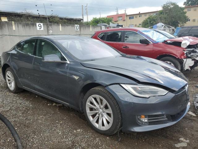 5YJSA1E17GF153550 - 2016 TESLA MODEL S Մոխրագույն լուսանկար 4