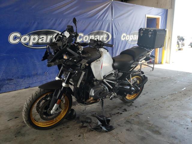 WB10J5300LZF79965 - 2020 BMW R 1250 GS ADVENTURE BLUE photo 2