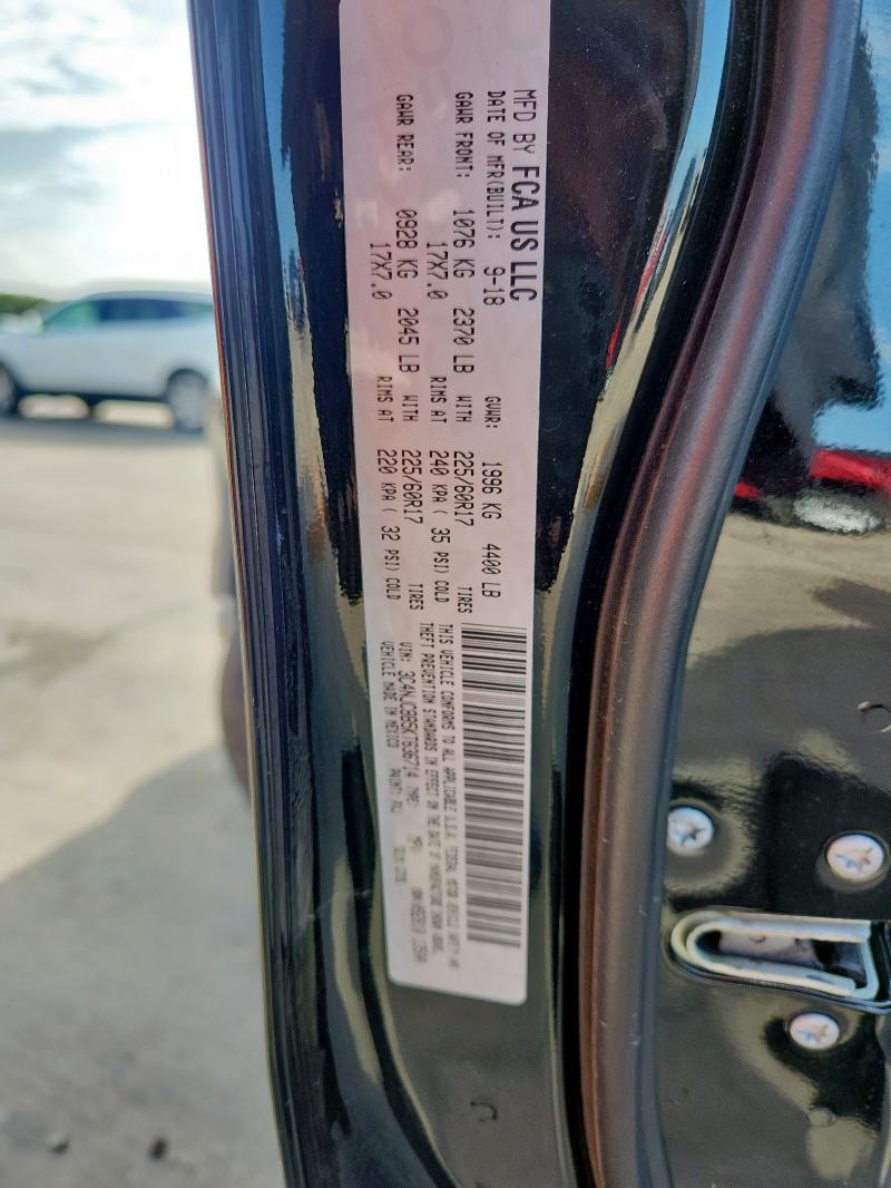 3C4NJCBB5KT636714 - 2019 JEEP COMPASS LATITUDE أسود صورة 13