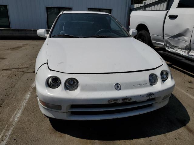 JH4DC2389VS004502 - 1997 ACURA INTEGRA GSR WHITE photo 5