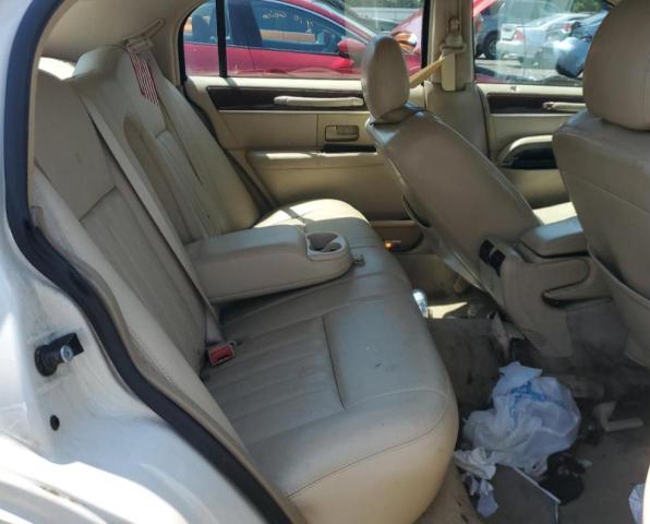 1LNHM81WX6Y608767 - 2006 LINCOLN TOWN CAR SIGNATURE أبيض صورة 10