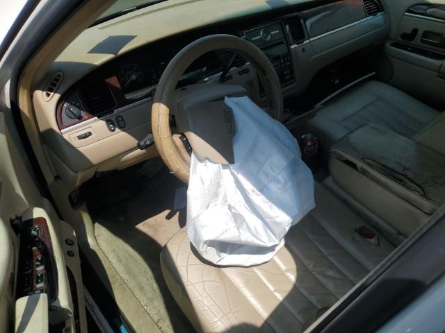 1LNHM81WX6Y608767 - 2006 LINCOLN TOWN CAR SIGNATURE أبيض صورة 8