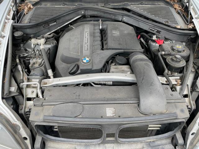 5UXZV4C53CL760738 - 2012 BMW X5 XDRIVE35I SILVER photo 7