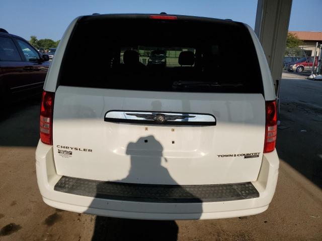 2A4RR5D19AR421102 - 2010 CHRYSLER TOWN & COU TOURING WHITE photo 6
