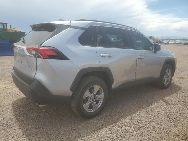2T3P1RFV9RC463574 - 2024 TOYOTA RAV4 XLE SILVER photo 3