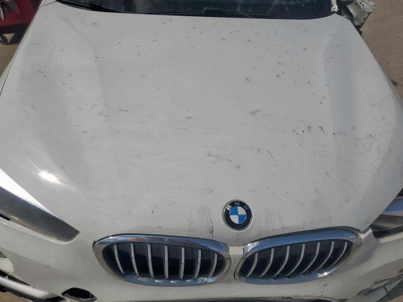 WBXHU7C57K3H45424 - 2019 BMW X1 SDRIVE28I WHITE photo 12