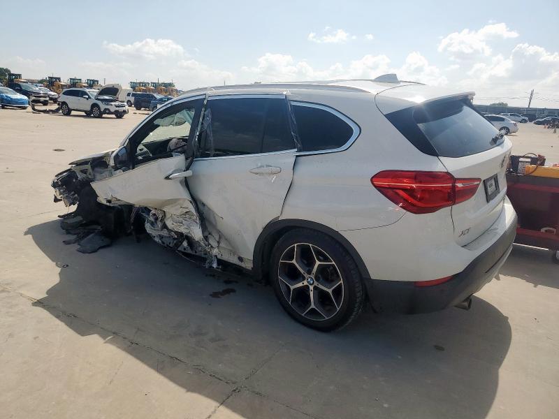 WBXHU7C57K3H45424 - 2019 BMW X1 SDRIVE28I WHITE photo 2