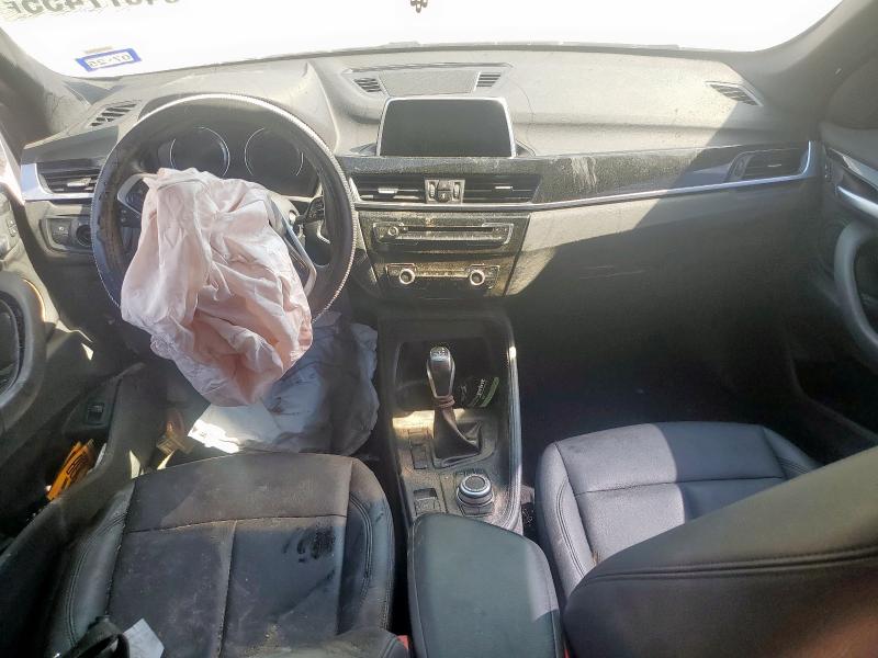 WBXHU7C57K3H45424 - 2019 BMW X1 SDRIVE28I WHITE photo 8