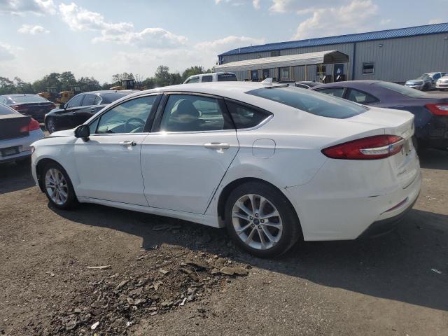 3FA6P0LU1LR240172 - 2020 FORD FUSION SE WHITE photo 2