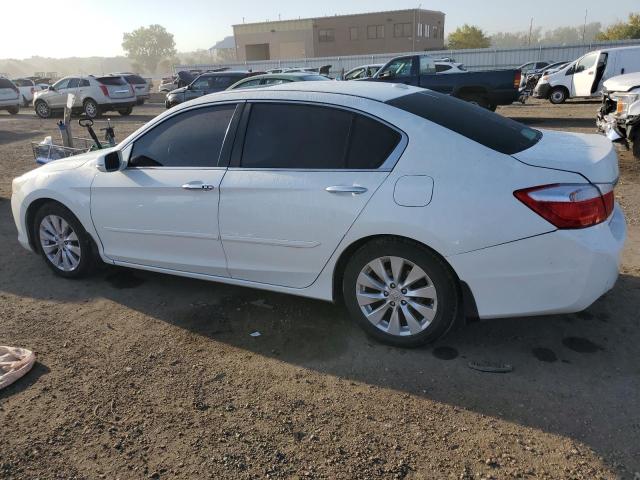 1HGCR2F80DA247631 - 2013 HONDA ACCORD EXL WHITE photo 2