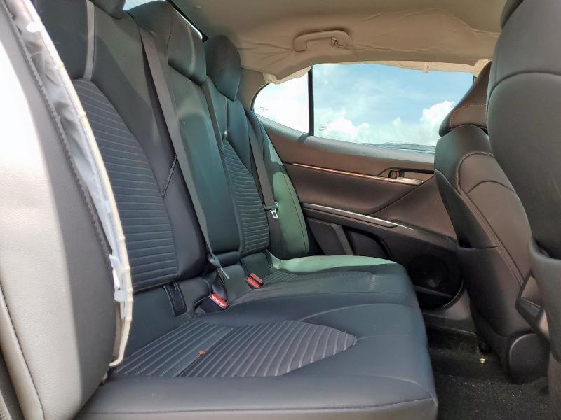 4T1T11AK9RU211411 - 2024 TOYOTA CAMRY SE NIGHT SHADE WHITE photo 10