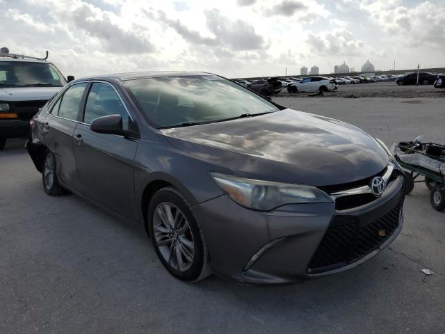 4T1BF1FK4HU387934 - 2017 TOYOTA CAMRY LE GRAY photo 4