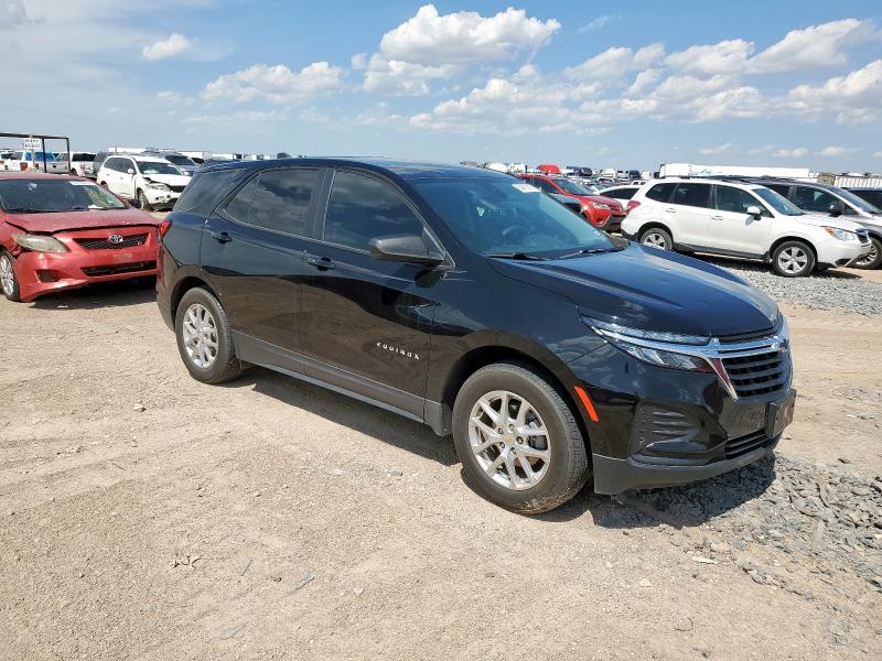 2GNAXHEV8N6136708 - 2022 CHEVROLET EQUINOX LS BLACK photo 4