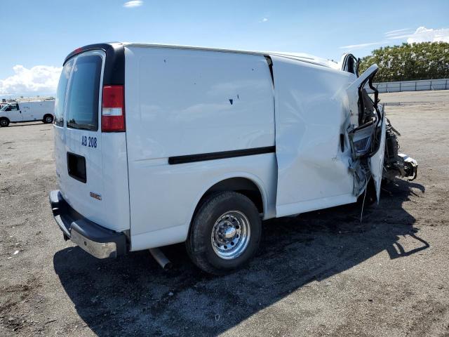 1GTZ7GFG8J1235905 - 2018 GMC SAVANA G3500 WHITE photo 3