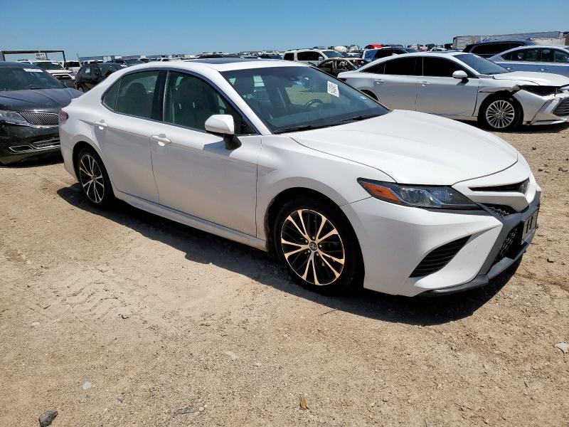 4T1B11HK7JU020768 - 2018 TOYOTA CAMRY L 白色 照片 4