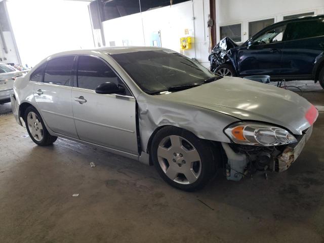 2G1WD58C769100890 - 2006 CHEVROLET IMPALA SUPER SPORT SILVER photo 4