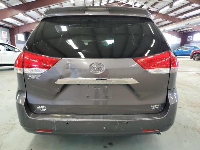 5TDDK3DC0CS032093 - 2012 TOYOTA SIENNA XLE GRAY photo 6