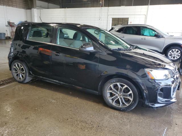 1G1JD6SB7H4129117 - 2017 CHEVROLET SONIC LT შავი ფოტო 4