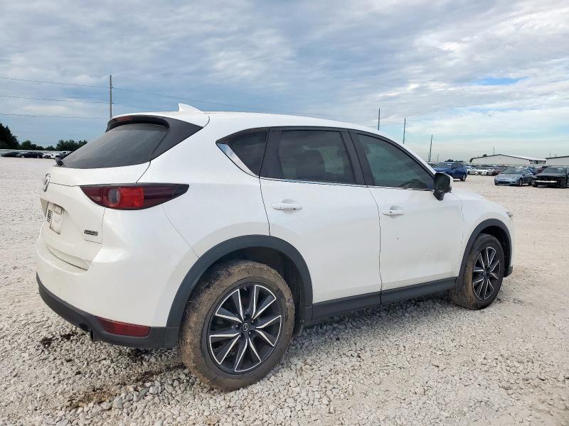 JM3KFACMXJ1370242 - 2018 MAZDA CX-5 TOURING WHITE photo 3