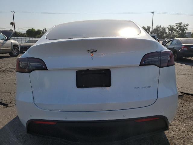 7SAYGDEE3NF343794 - 2022 TESLA MODEL Y WHITE photo 6