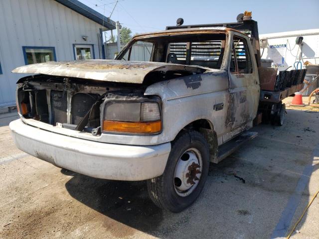 2FDKF37G9TCA66065 - 1996 FORD F350 WHITE photo 1