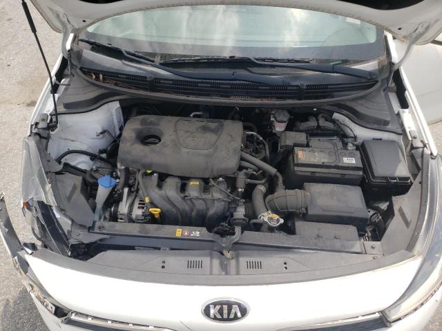 3KPA24AB9KE201878 - 2019 KIA RIO S WHITE photo 11