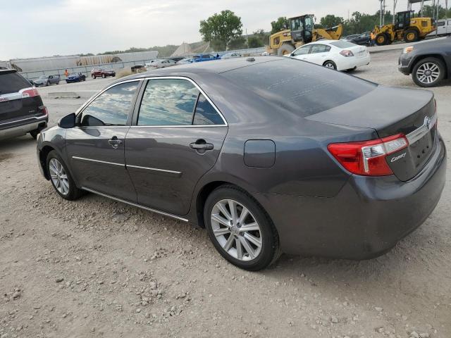 4T4BF1FK6ER413872 - 2014 TOYOTA CAMRY L GRAY photo 2