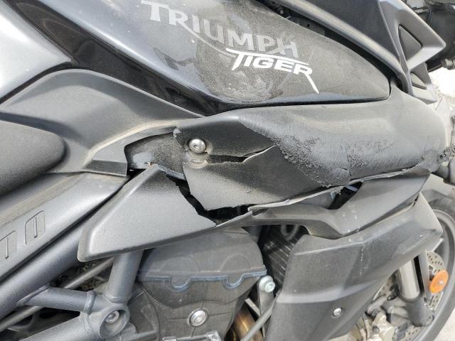 SMTE05BF5DJ566788 - 2013 TRIUMPH MOTORCYCLE TIGER 800 BLACK photo 9