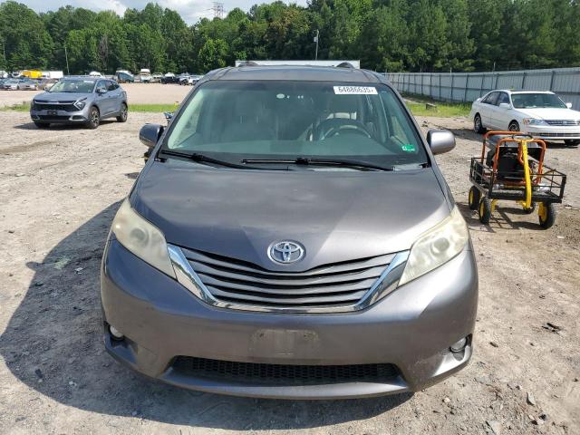 5TDDK3DC9BS015078 - 2011 TOYOTA SIENNA XLE 灰色 照片 5