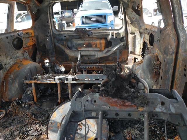 2D4RN3D19AR331909 - 2010 DODGE GRAND CARA HERO BURN photo 10