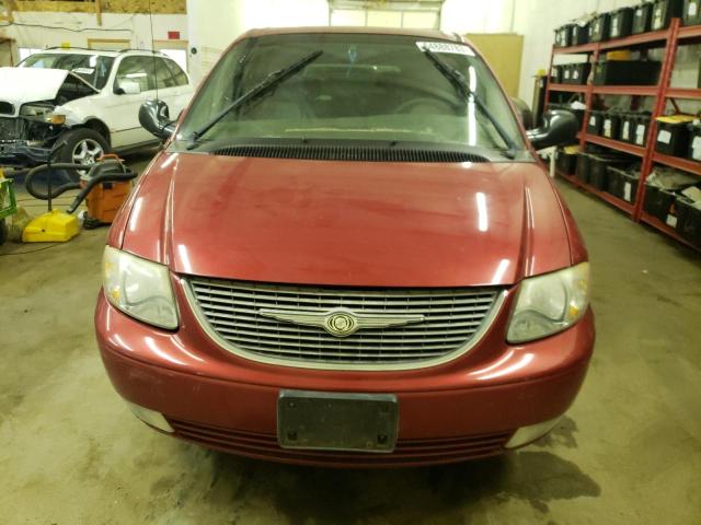 2C8GP54L52R573821 - 2002 CHRYSLER TOWN & COU LXI RED photo 5