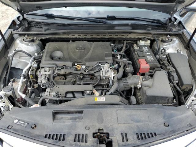 4T1B11HK0JU563542 - 2018 TOYOTA CAMRY L SILVER photo 11