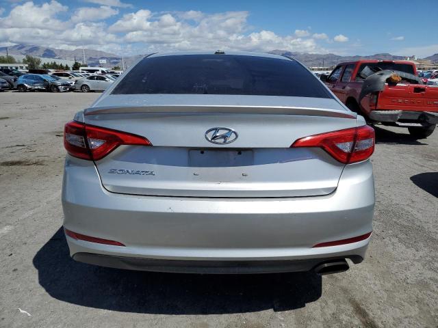 5NPE24AF9HH474456 - 2017 HYUNDAI SONATA SE SILVER photo 6