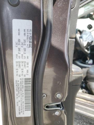 3C4NJCBB4HT643016 - 2017 JEEP COMPASS LATITUDE GRAY photo 13