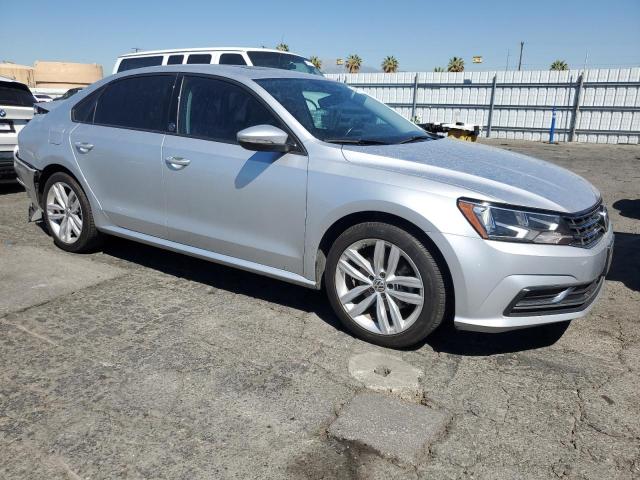 1VWLA7A33KC009964 - 2019 VOLKSWAGEN PASSAT WOLFSBURG Gris foto 4