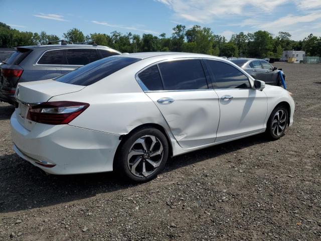 1HGCR3F8XHA035525 - 2017 HONDA ACCORD EXL WHITE photo 3
