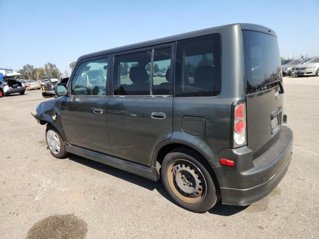 JTLKT324454004400 - 2005 TOYOTA SCION XB GREEN photo 2