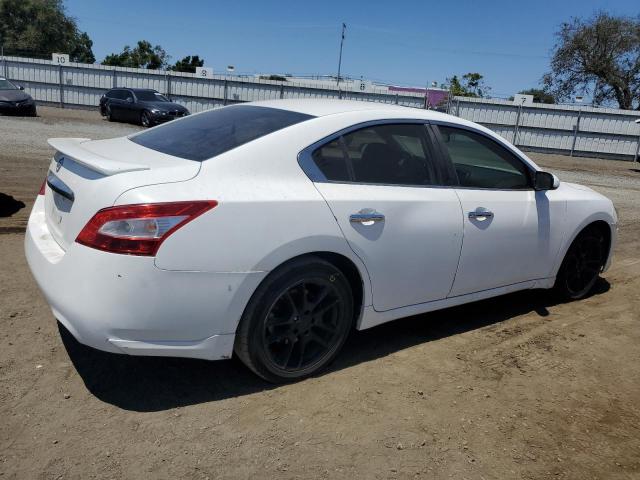 1N4AA5AP6AC862719 - 2010 NISSAN MAXIMA S WHITE photo 3