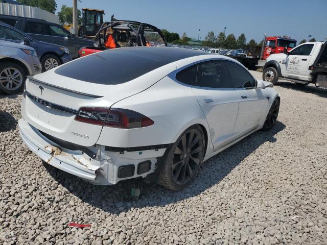 5YJSA1E42LF412448 - 2020 TESLA MODEL S WHITE photo 3