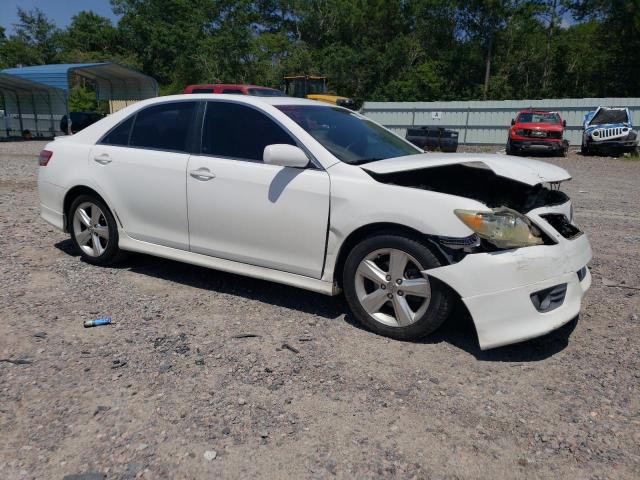 4T1BF3EK9BU633705 - 2011 TOYOTA CAMRY BASE WHITE photo 4