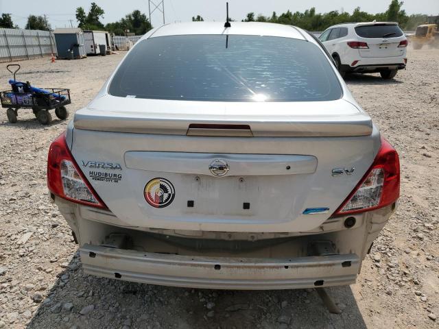 3N1CN7AP8GL865253 - 2016 NISSAN VERSA S SILVER photo 6