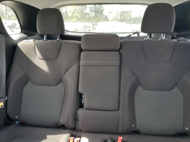 1C4PJMCX8KD127506 - 2019 JEEP CHEROKEE LATITUDE WHITE photo 10